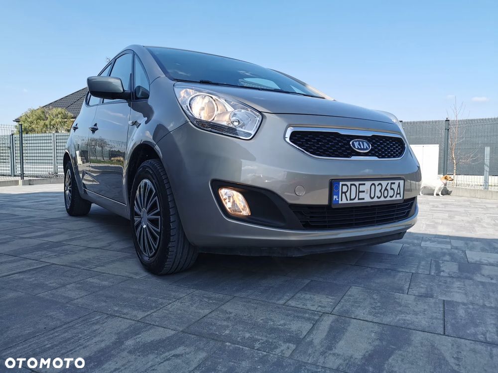 Kia Venga - 21