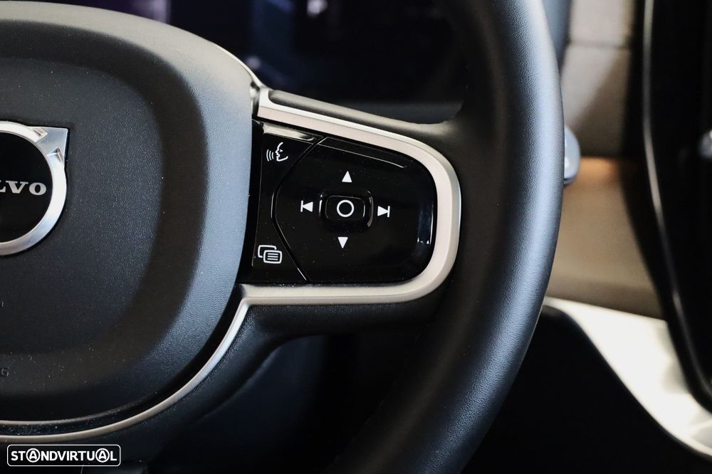 Volvo XC 90 2.0 T8 PHEV Plus Dark AWD - 27