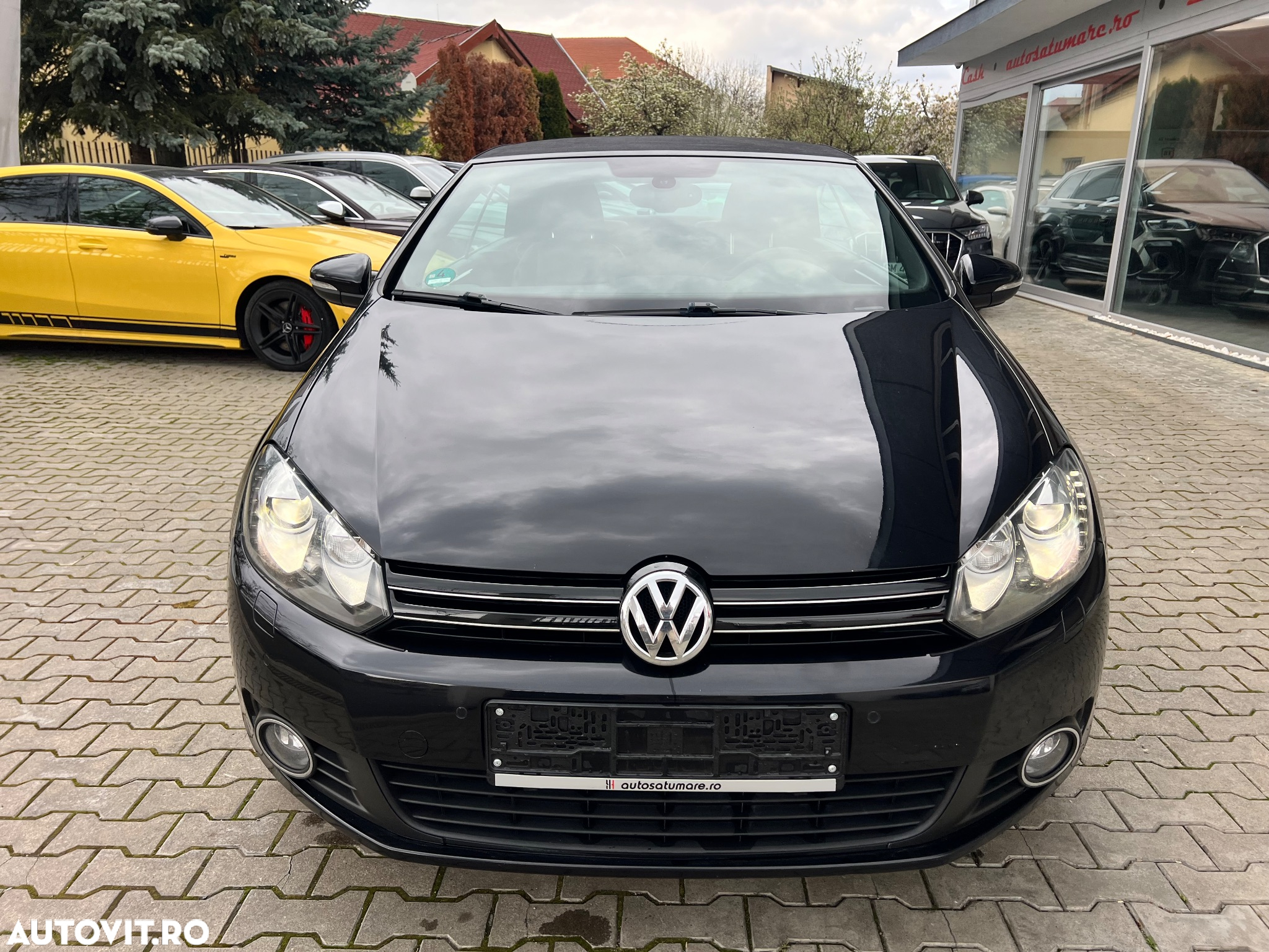 Volkswagen Golf 2.0 TDI BlueMotion Technology Highline - 4