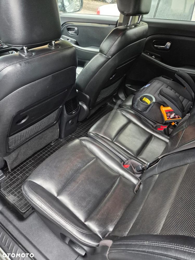 Kia Carens 1.7 CRDi L 7os - 5