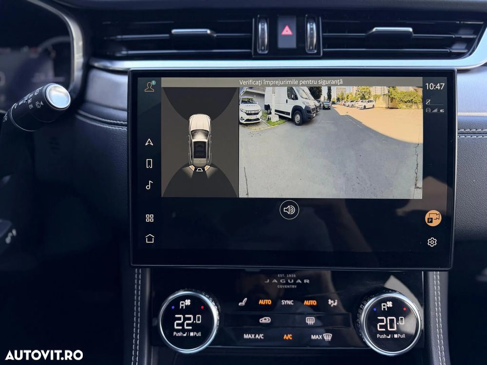 Jaguar F-Pace D200 AWD R-Dynamic SE - 19