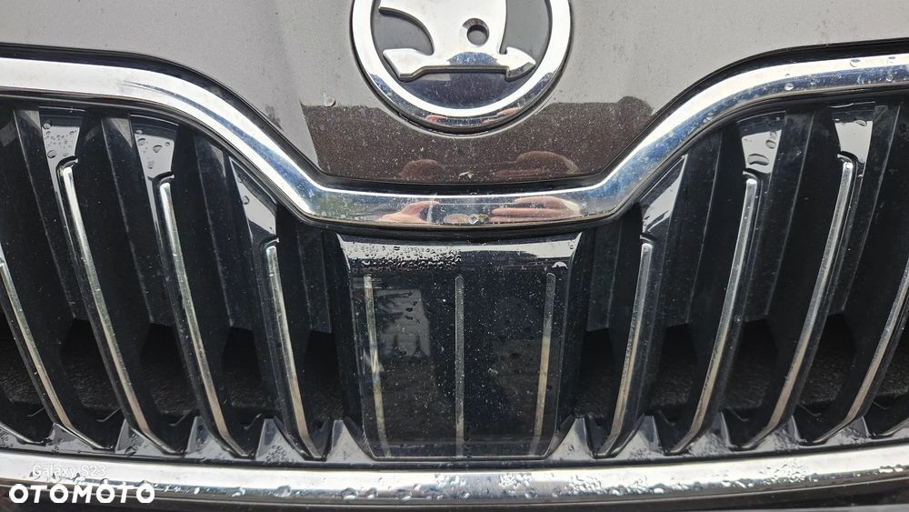 Skoda Superb 2.0 TDI DSG Premium Edition - 4