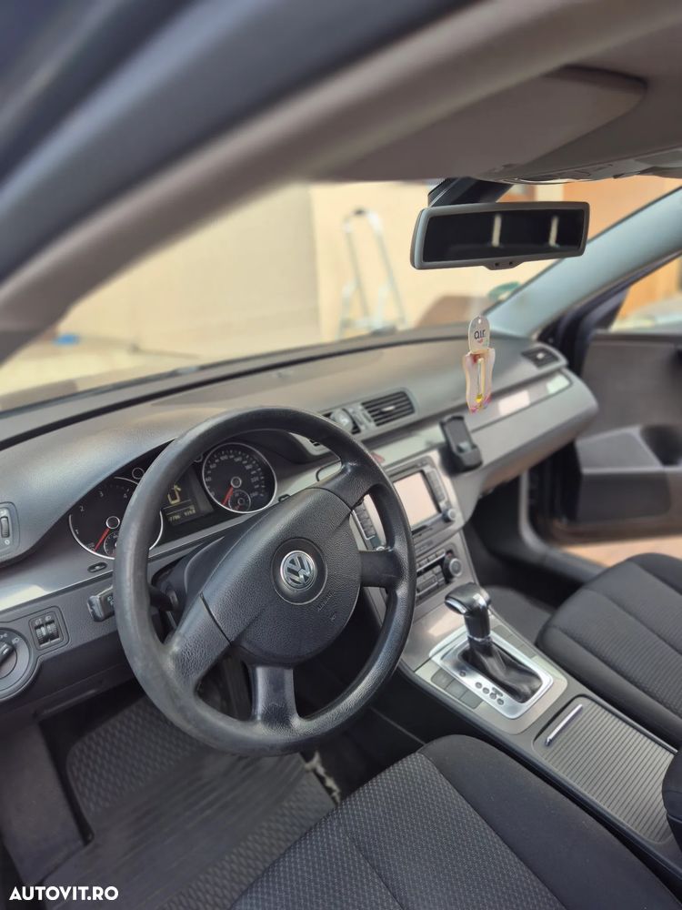 Volkswagen Passat - 7