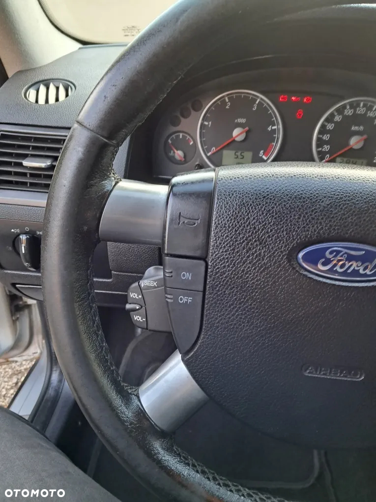 Ford Mondeo Turnier 2.0 TDCi Ghia - 24