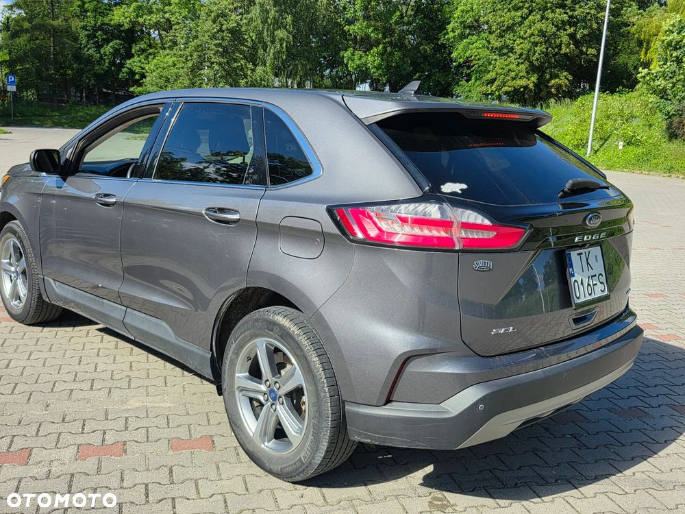 Ford Edge - 4