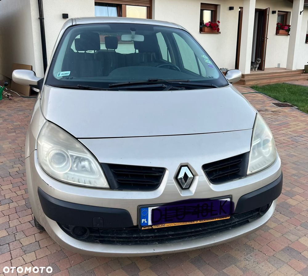 Renault Scenic 1.6 16V Infinity - 1