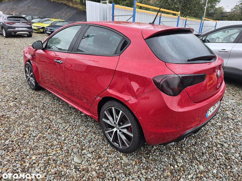 Alfa Romeo Giulietta 1.6 JTDM 16V Super - 3