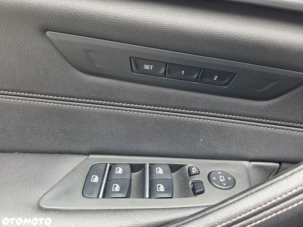 BMW Seria 5 - 16