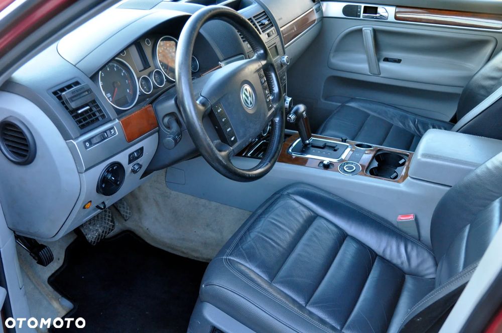 Volkswagen Touareg 3.2 V6 Automatik - 6