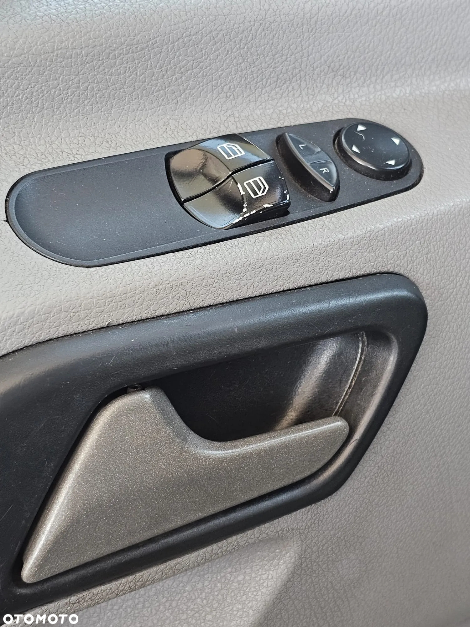 Mercedes-Benz Sprinter 318 CDI 906.231 - 9
