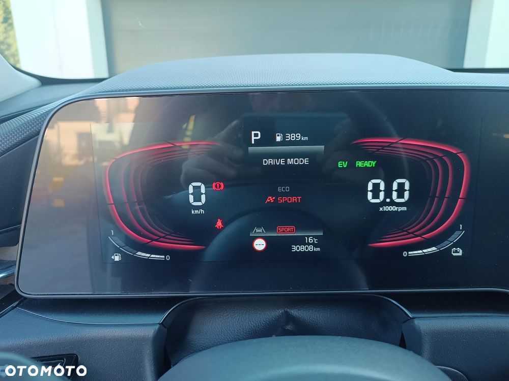 Kia Niro 1.6 GDI Hybrid M - 30