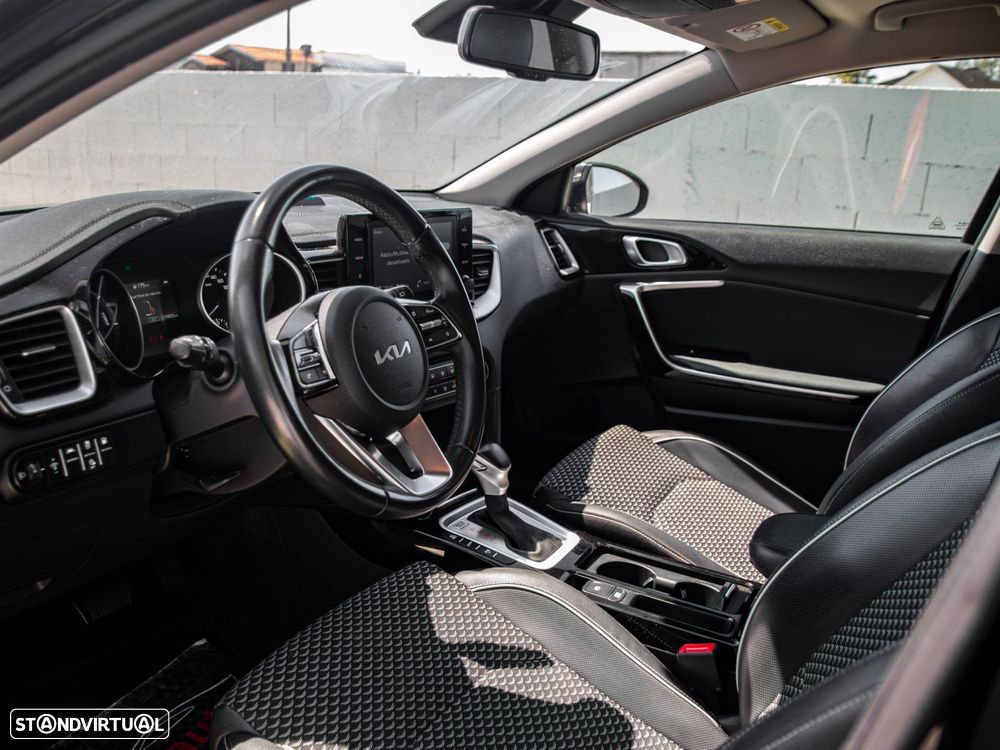 Kia XCeed 1.6 GDi PHEV Drive - 19