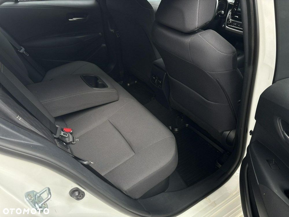 Toyota Corolla 1.8 Hybrid Comfort - 13