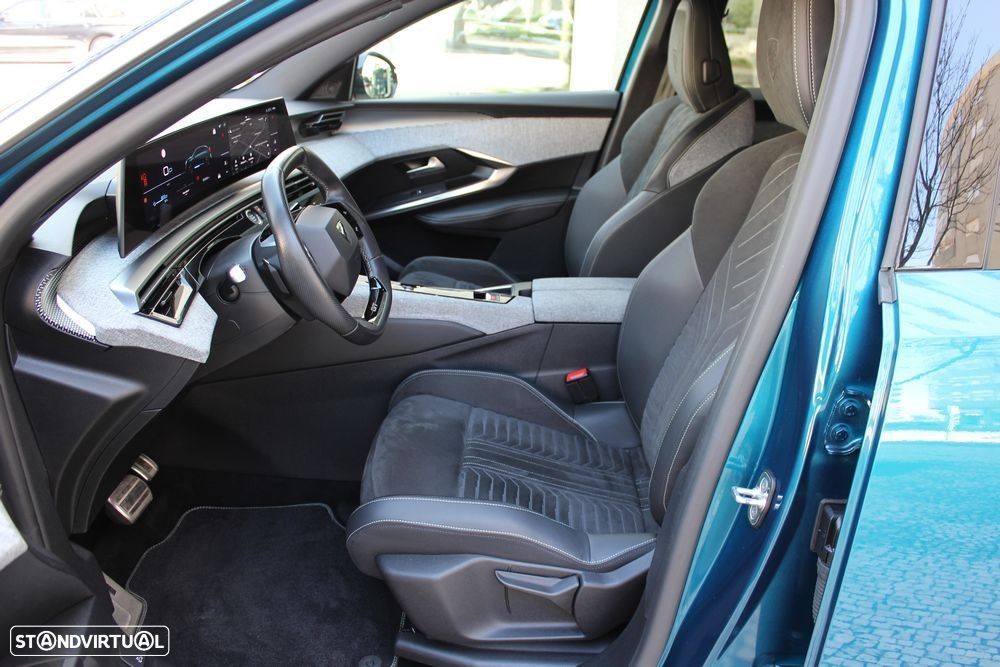 Peugeot E-3008 73 kWh GT - 17