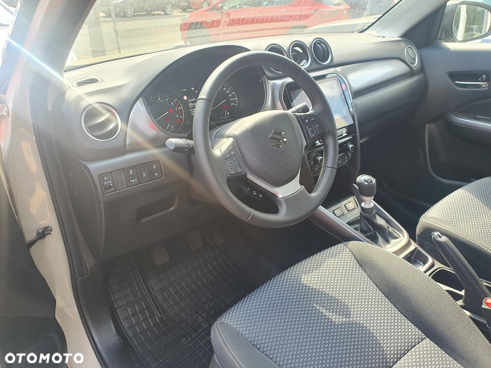 Suzuki Vitara 1.4 Boosterjet mHEV Premium Plus 2WD - 3