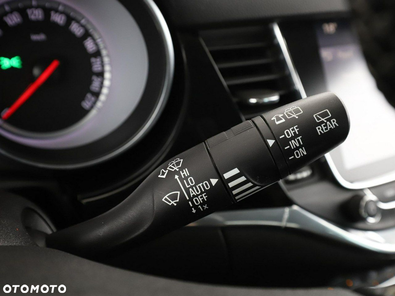 Opel Astra 1.6 D (CDTI) Start/Stop Innovation - 31