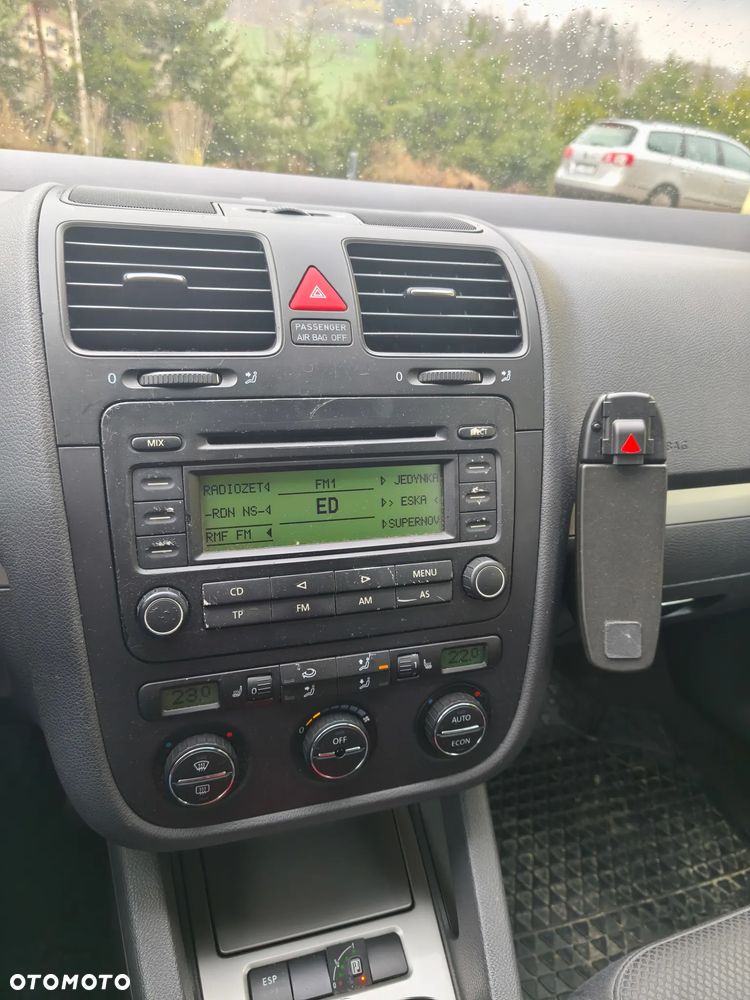Volkswagen Golf 1.6 Sportline - 6