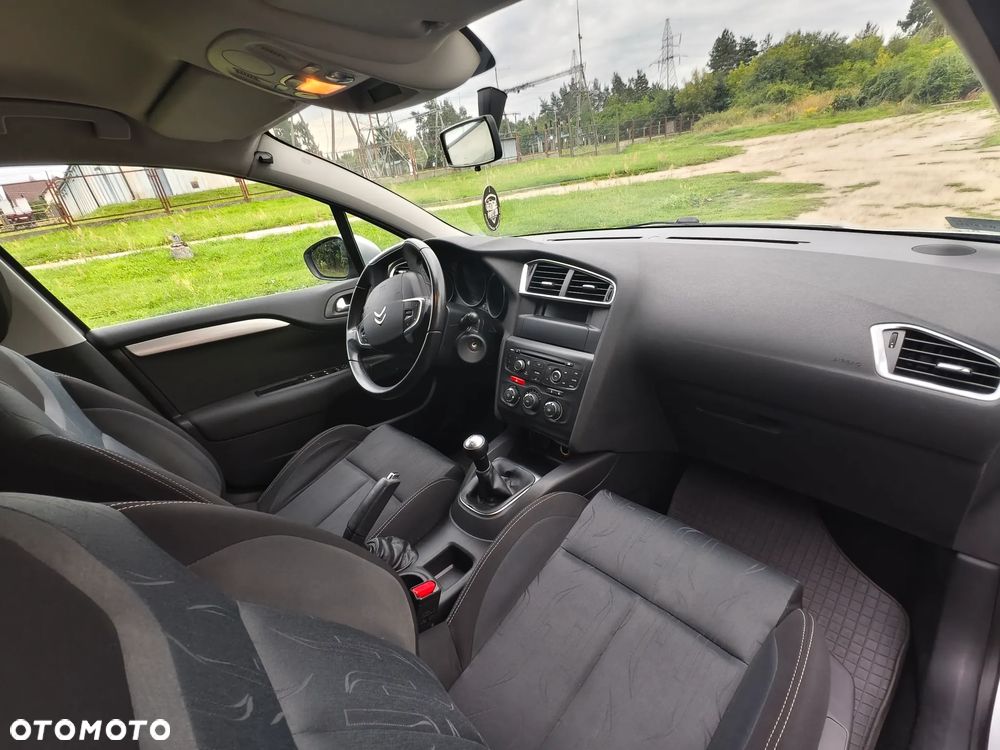Citroën C4 1.6 VTi Attraction - 10