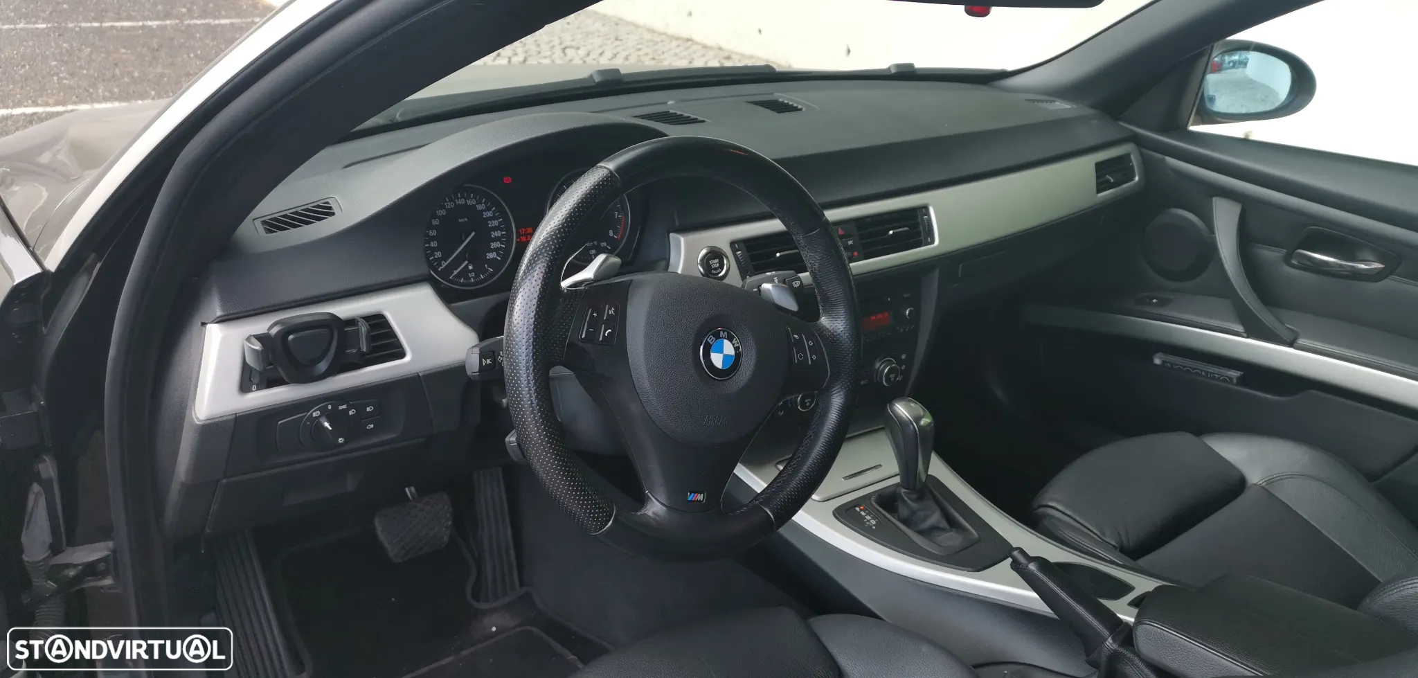 BMW 325 i Auto - 25