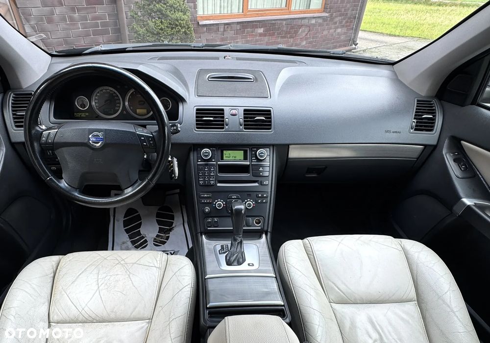 Volvo XC 90 - 5