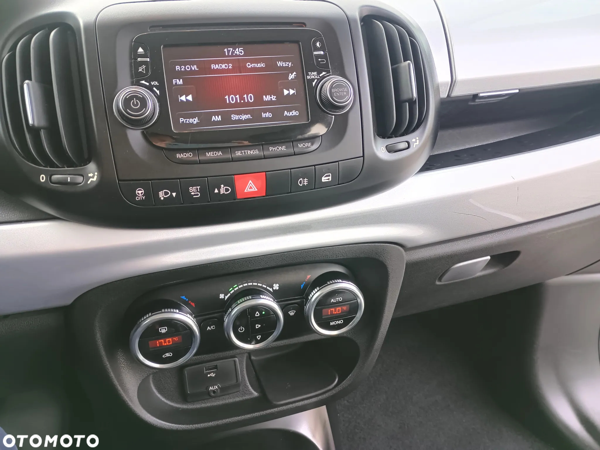 Fiat 500L 1.4 16V - 14