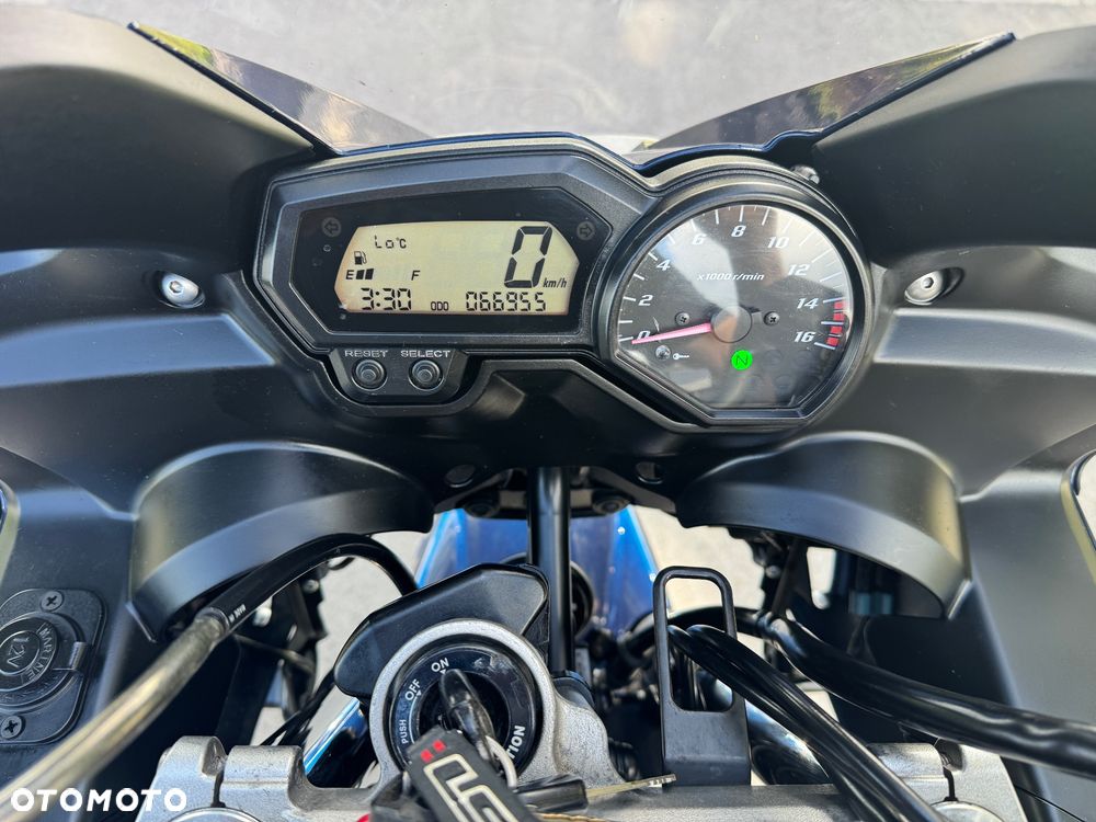 Yamaha FZ6 - 9