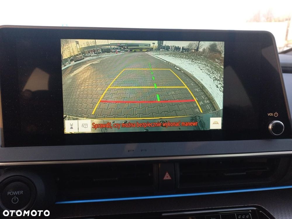 Toyota Prius - 25