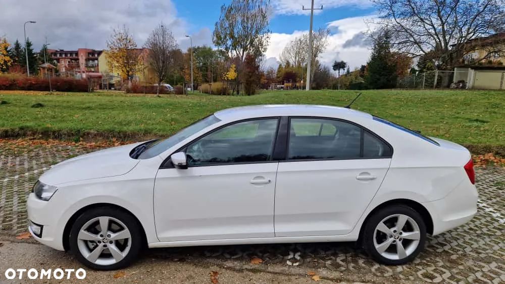Skoda RAPID 1.2 TSI Style - 9