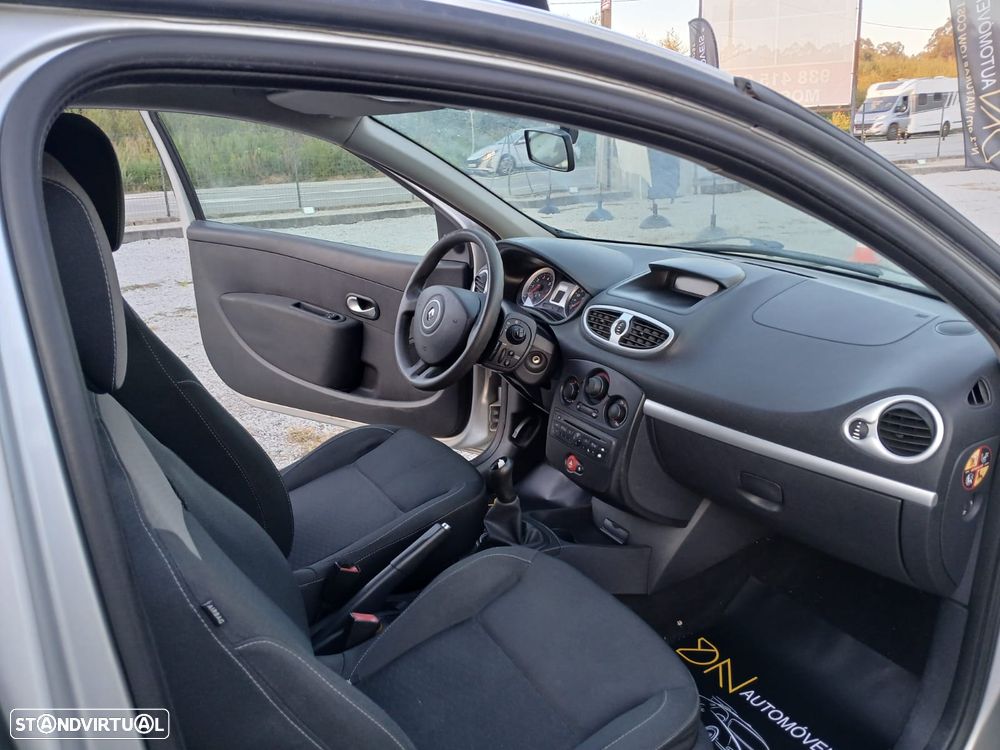 Renault Clio 1.2 16V GT - 6