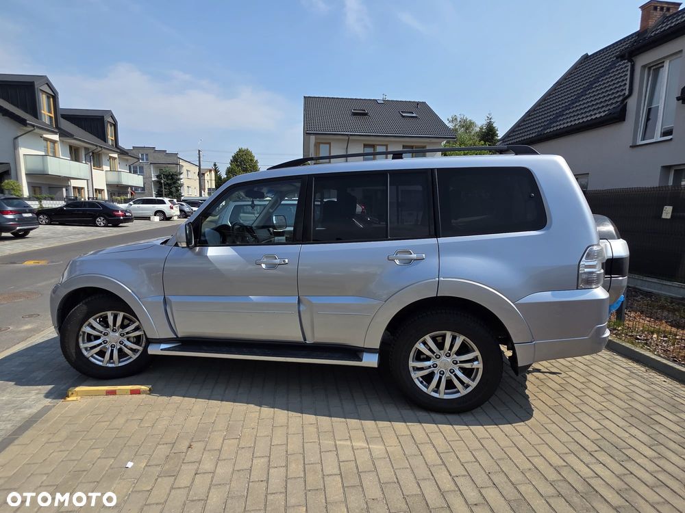 Mitsubishi Pajero 3.2 DID Instyle EU6 - 4