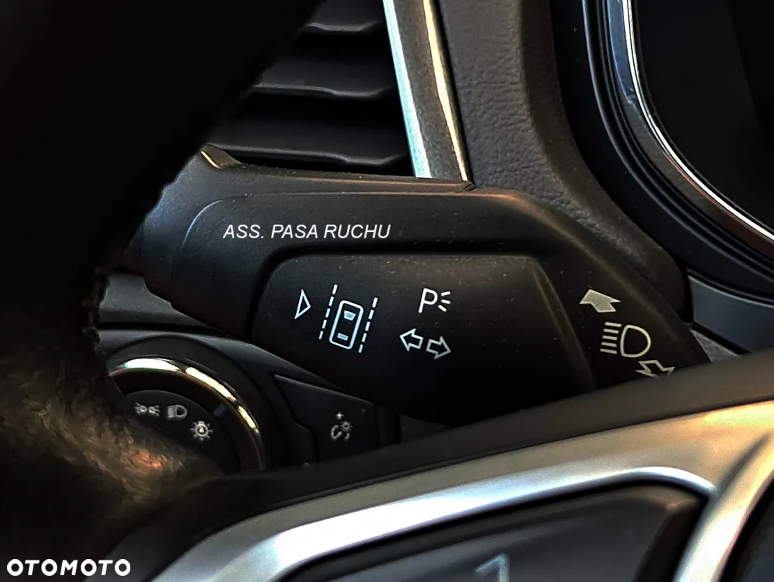 Ford Mondeo - 22