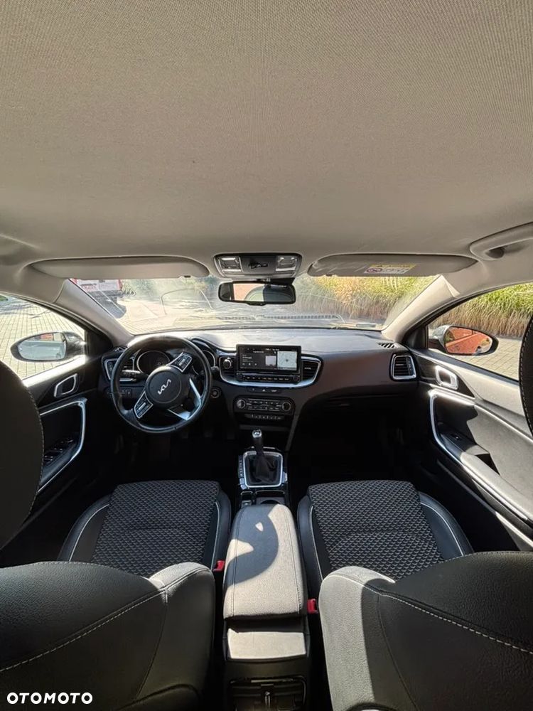 Kia XCeed 1.5 T-GDI L Business Line - 14