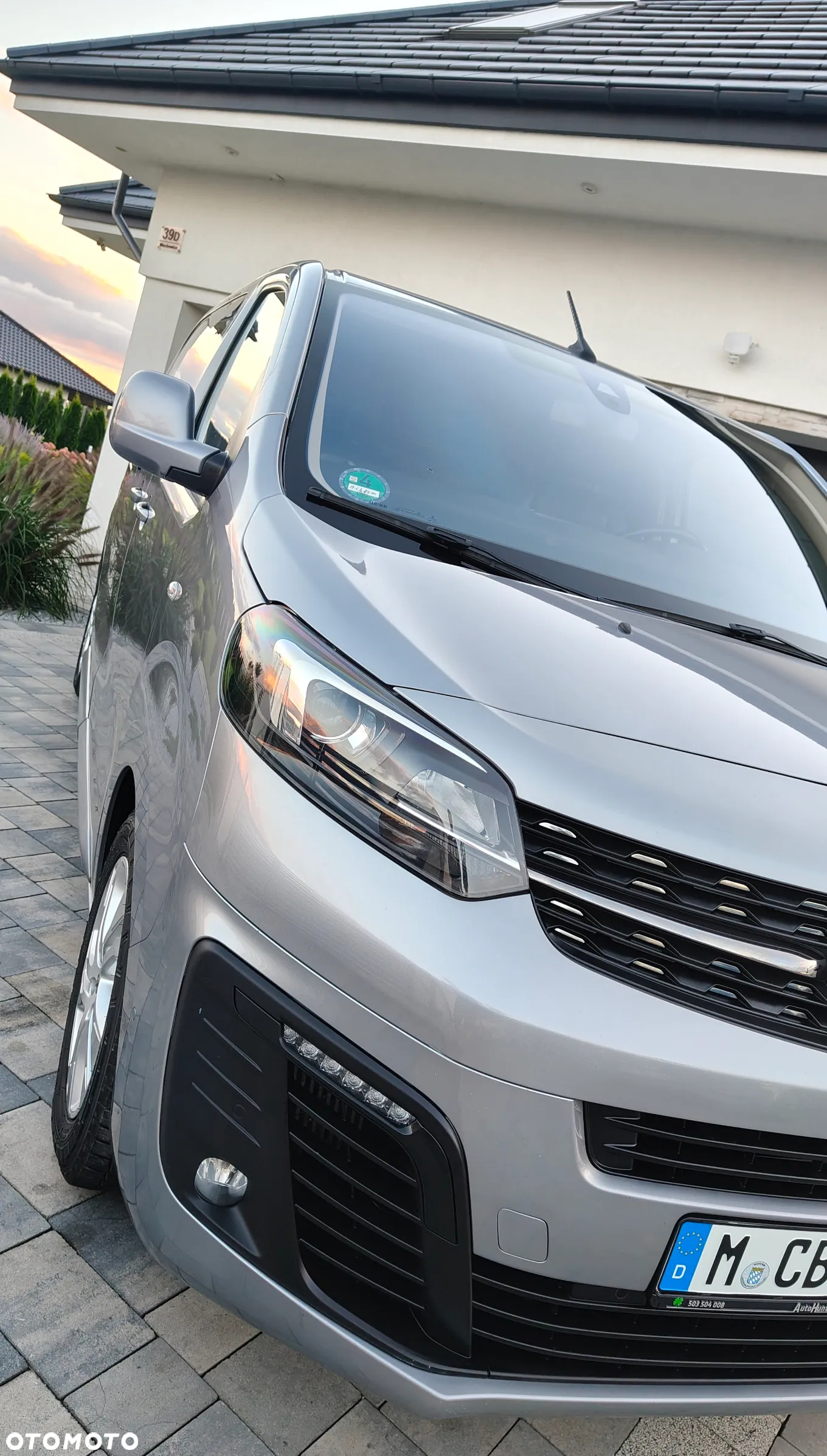 Opel VIVARO - 31