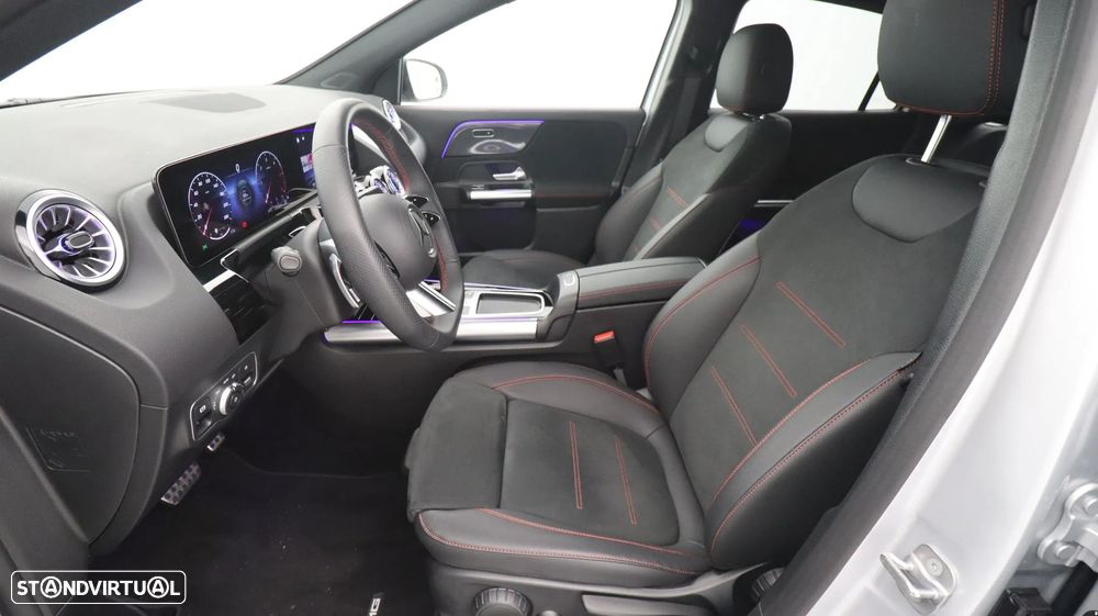 Mercedes-Benz GLA 180 d AMG Line - 14