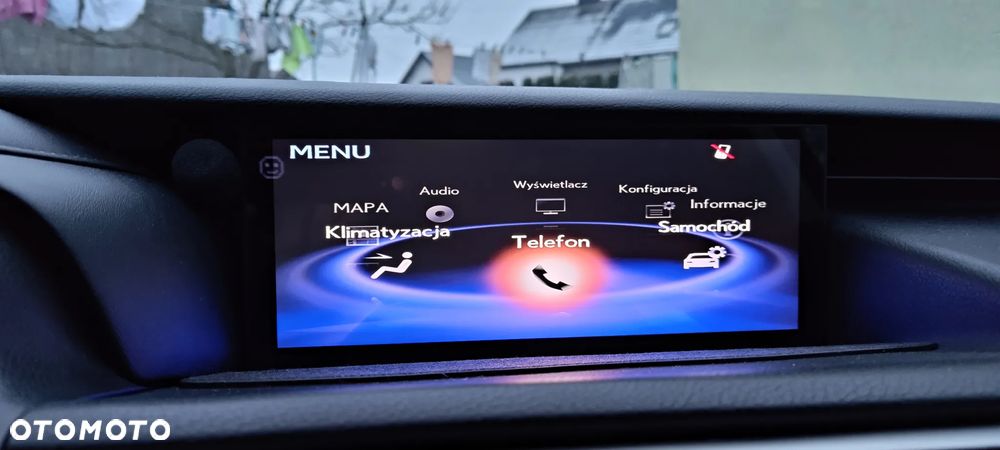 Lexus IS 300h Black - 13