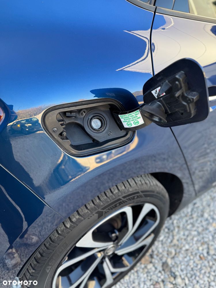 Renault Scenic - 11
