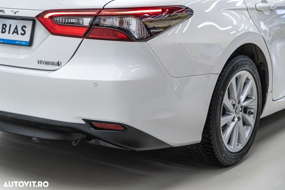 Toyota Camry Executive - 41