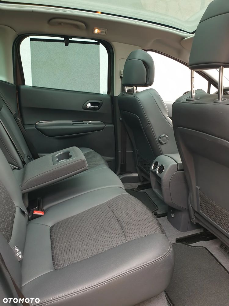 Peugeot 3008 HDi 115 Allure - 38