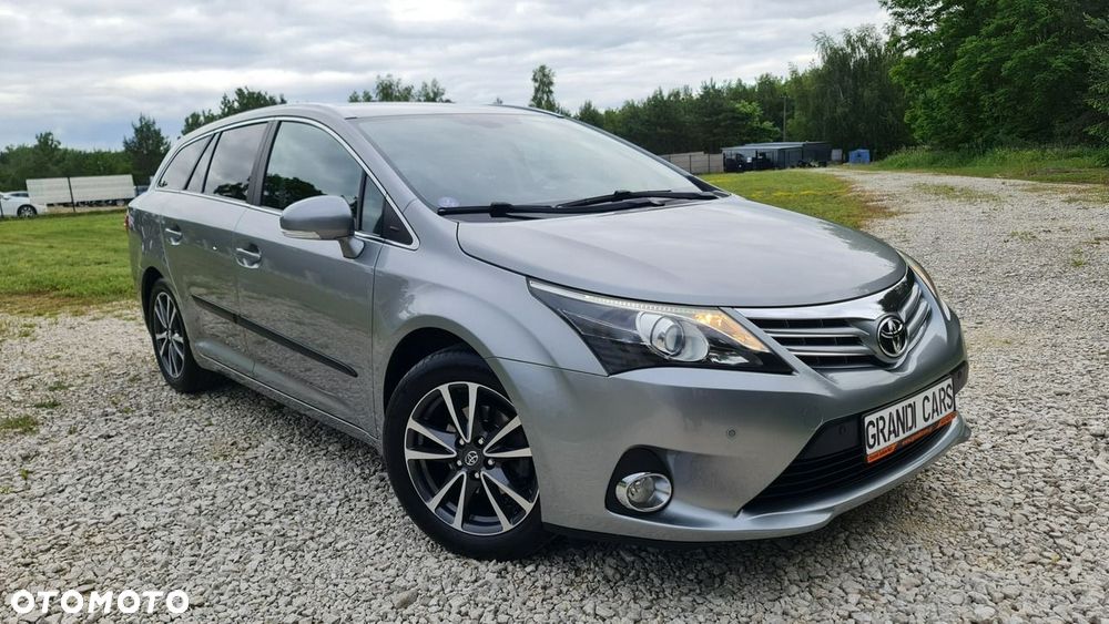 Toyota Avensis - 4