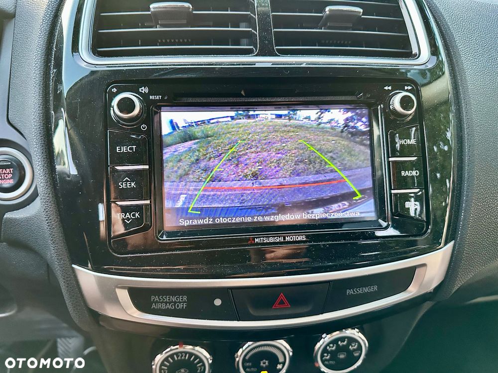 Mitsubishi ASX 1.6 Black Edition - 28