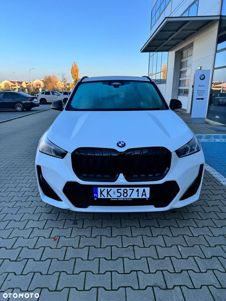 BMW X1 xDrive23i mHEV - 19