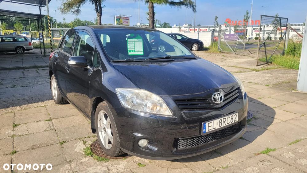 Toyota Auris 1.4 D-4D Premium MM - 32