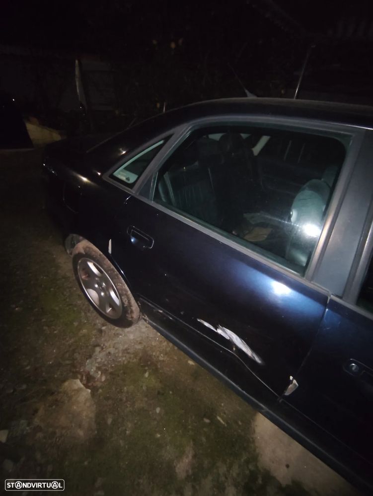 Audi A4 1.9 TDI Sport - 6