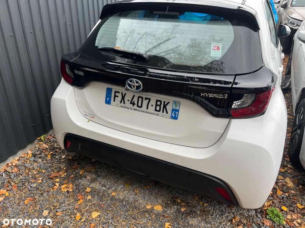 Toyota Yaris 2021 photo 3