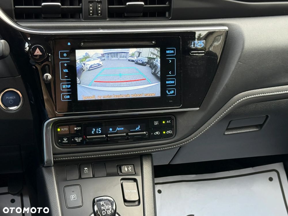 Toyota Auris - 4