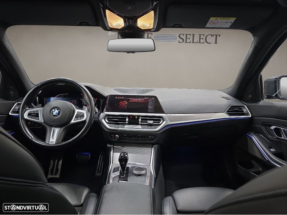 BMW 320 d Touring Auto - 12