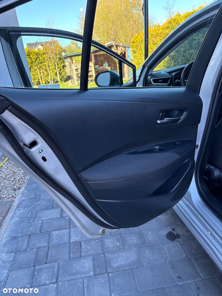 Toyota Corolla 1.6 Executive - 27