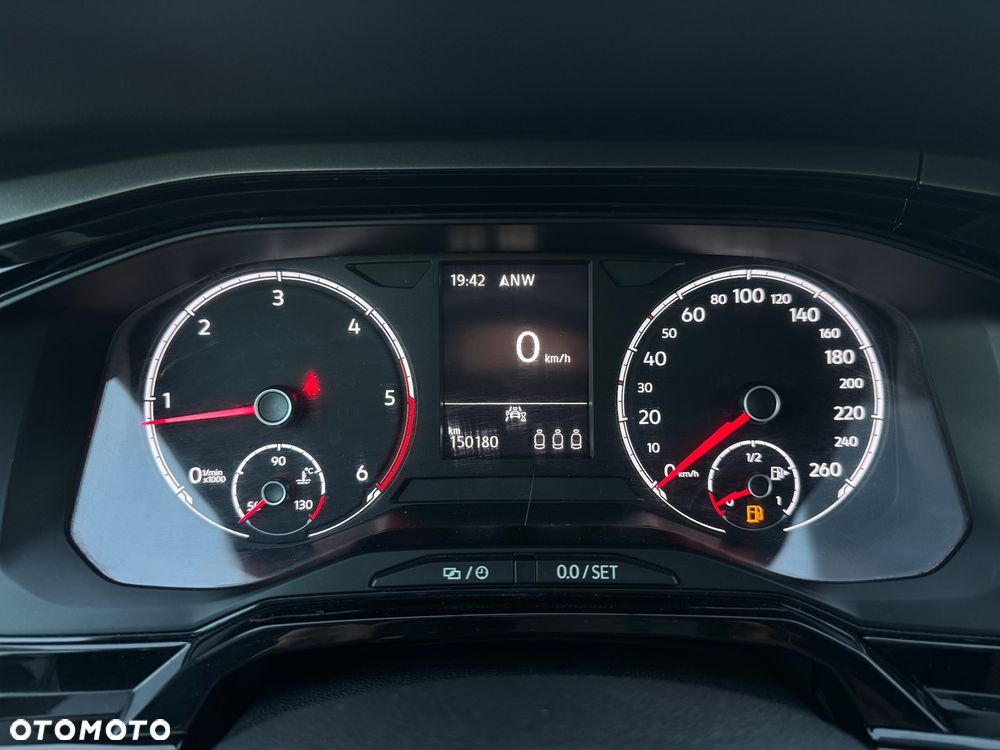 Volkswagen Polo - 10
