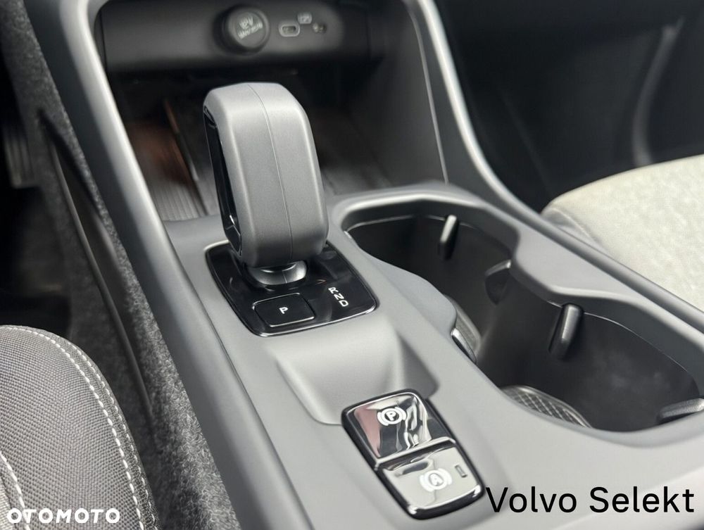 Volvo XC 40 - 24
