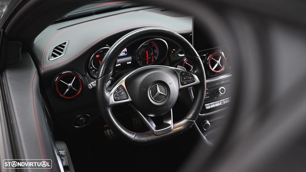Mercedes-Benz CLA 45 AMG 4Matic Speedshift 7G-DCT Night Edition - 58